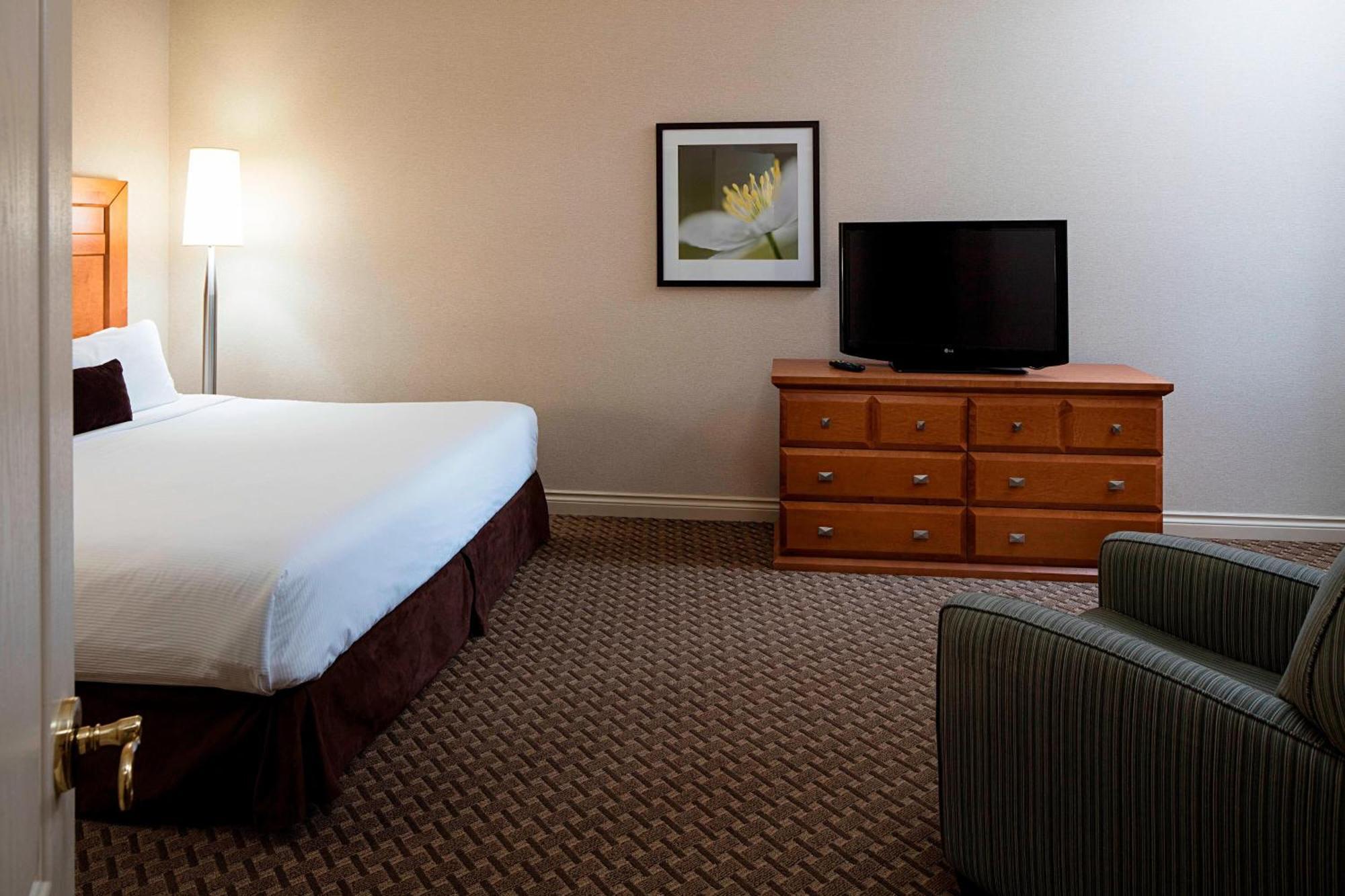 Delta Hotels By Marriott Grand Okanagan Resort Kelowna Exterior foto