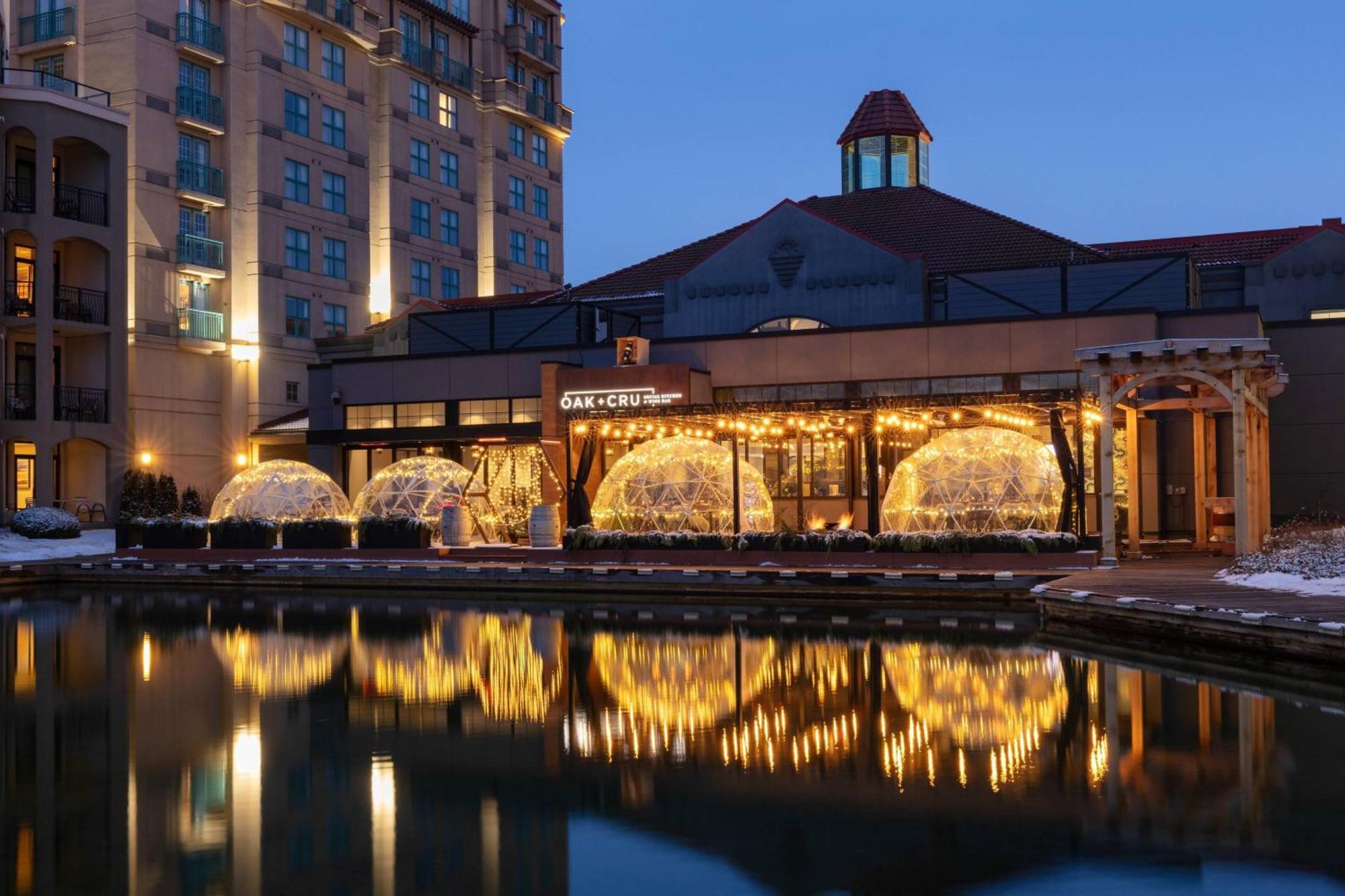 Delta Hotels By Marriott Grand Okanagan Resort Kelowna Exterior foto