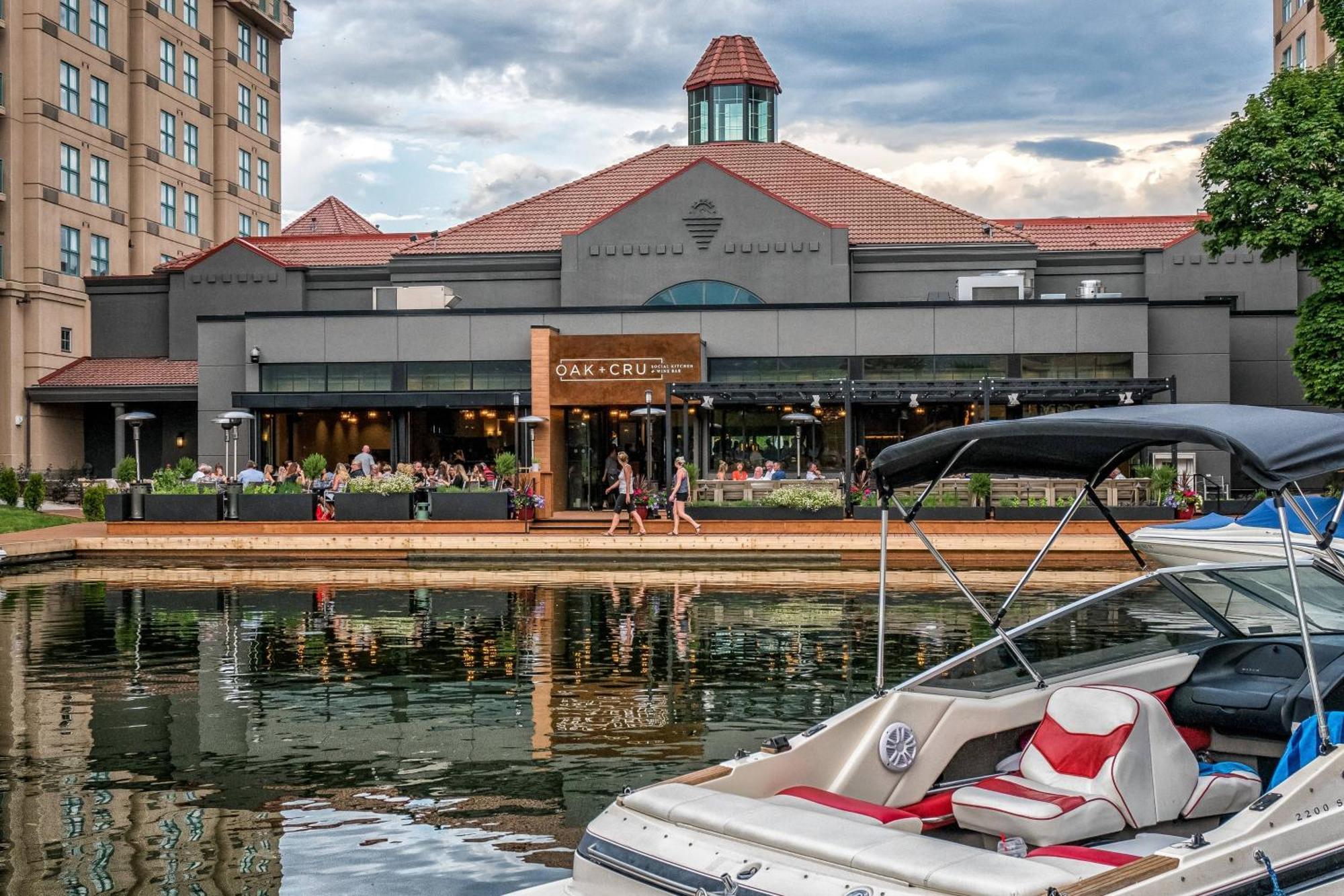 Delta Hotels By Marriott Grand Okanagan Resort Kelowna Exterior foto
